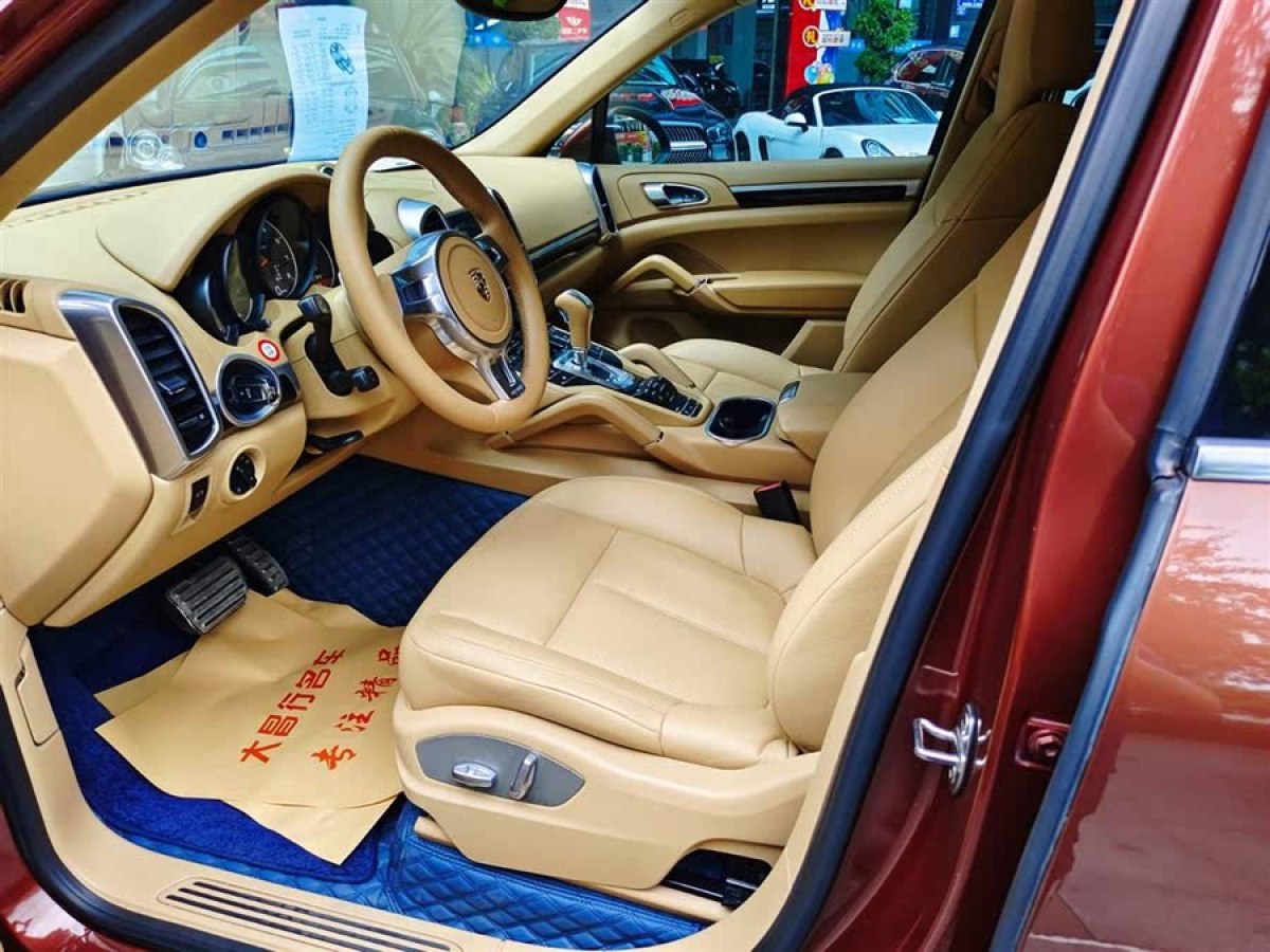 保時(shí)捷 Cayenne  2011款 Cayenne 3.0T圖片