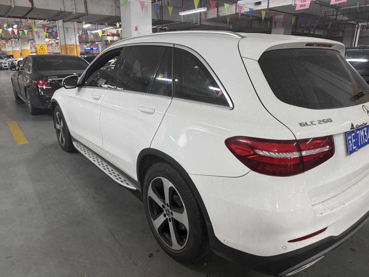 奔馳 奔馳GLC  2018款 改款 GLC 260 4MATIC 豪華型圖片