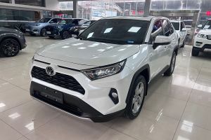 RAV4榮放 豐田 2.0L CVT四驅(qū)風(fēng)尚PLUS版