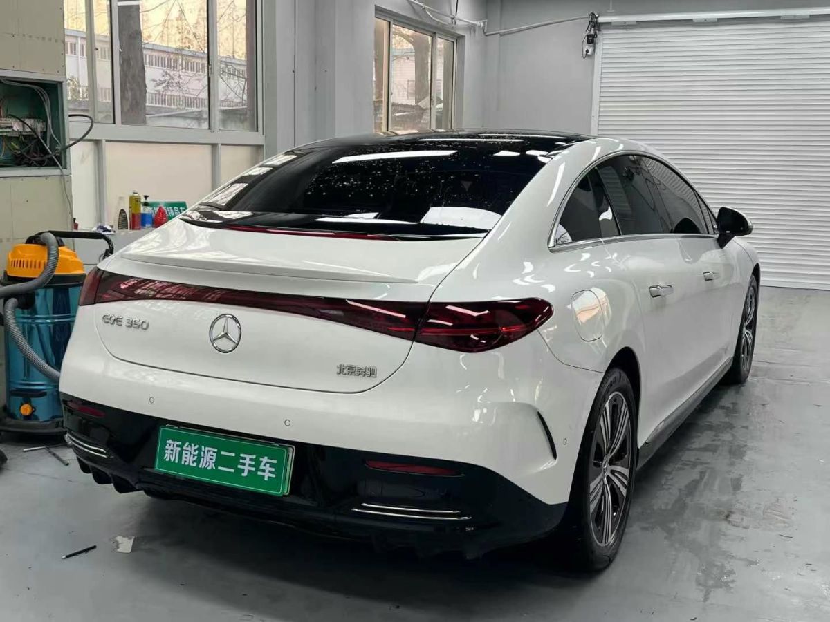 奔馳 奔馳EQE SUV  2023款 350 4MATIC 豪華版圖片