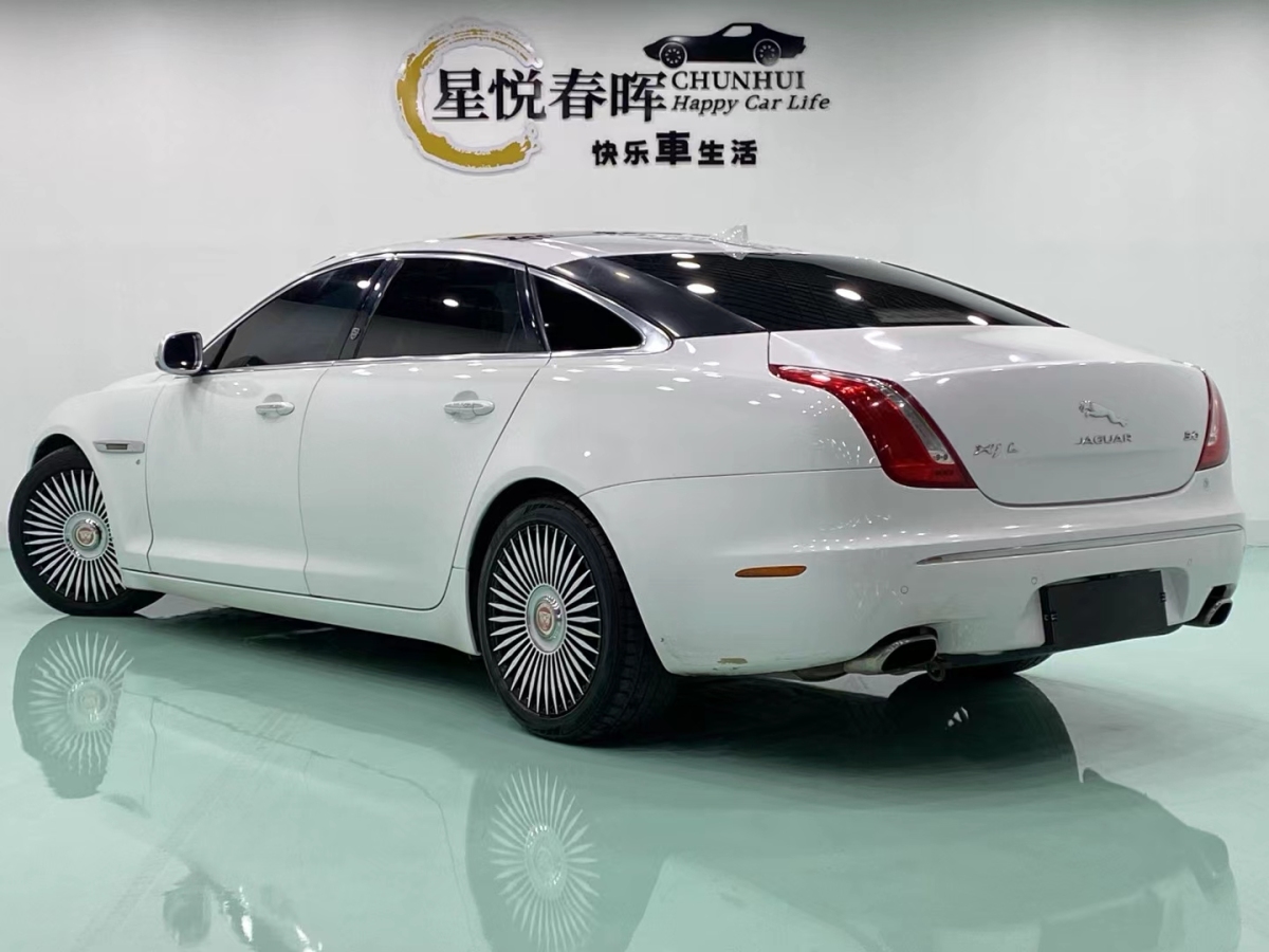 2015年1月捷豹 XJ  2015款 XJL 3.0 SC 兩驅(qū)尊享商務(wù)版