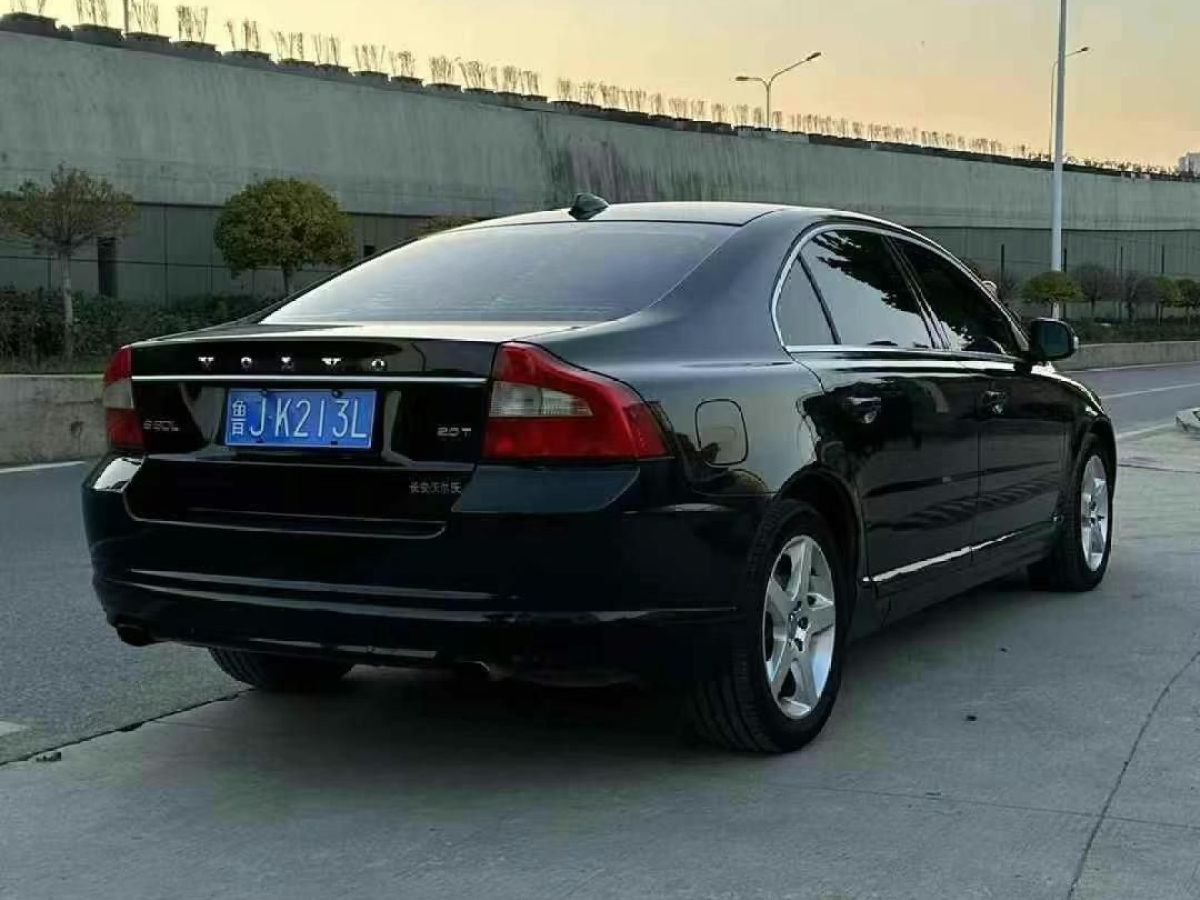 沃爾沃 S80  2012款 S80L 2.0T T5 智雅版圖片