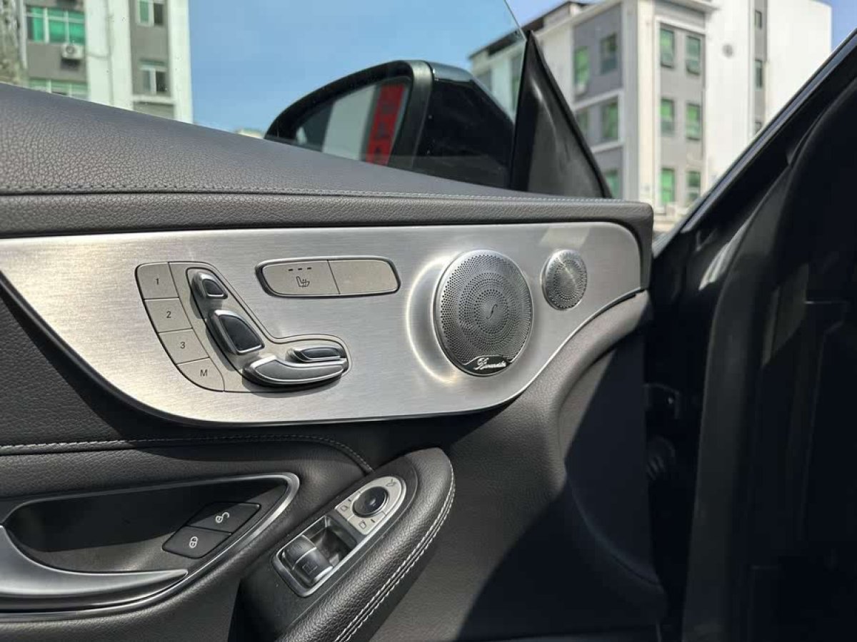 奔馳 奔馳C級AMG  2019款 AMG C 63 轎跑車圖片