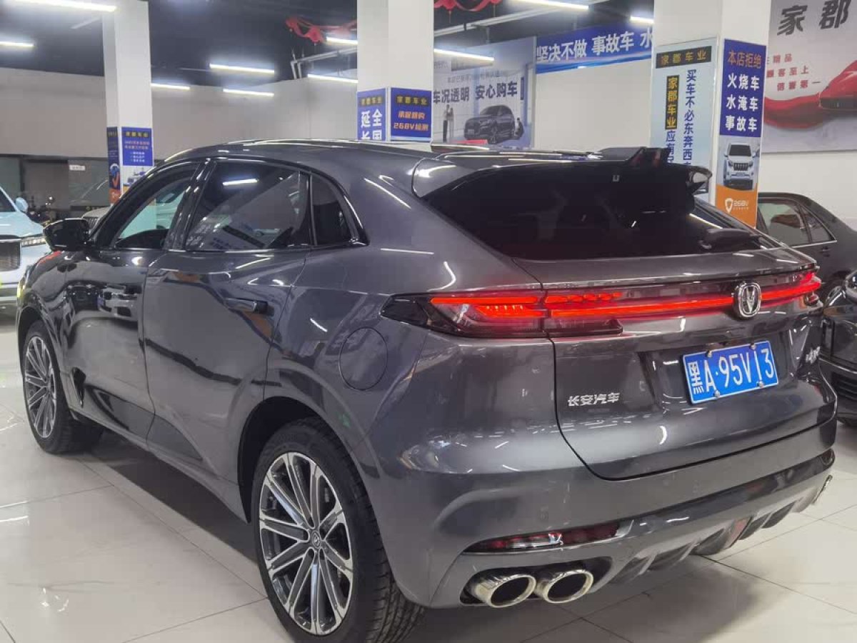 長(zhǎng)安 長(zhǎng)安UNI-K  2021款 2.0T 尊貴型圖片