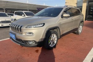 自由光 Jeep 2.4L 專業(yè)智能版