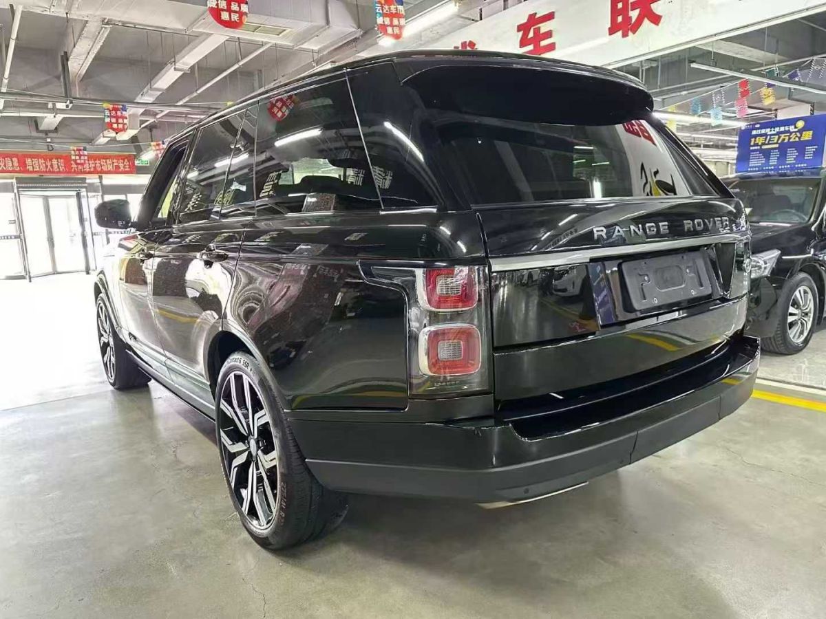 路虎 攬勝  2019款 3.0 V6 SC 傳世加長版圖片