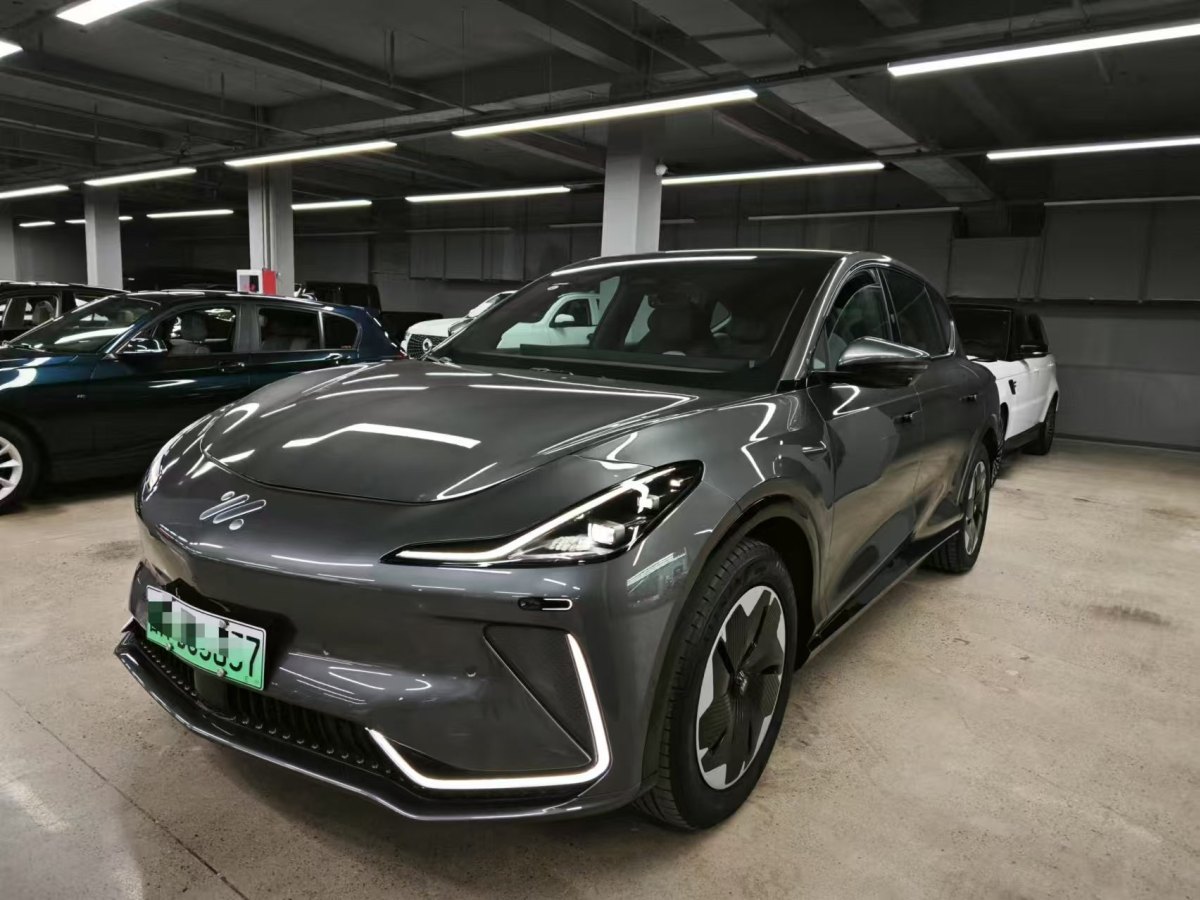 智己 智己LS7  2023款 77kWh Urban Fit后驅版圖片