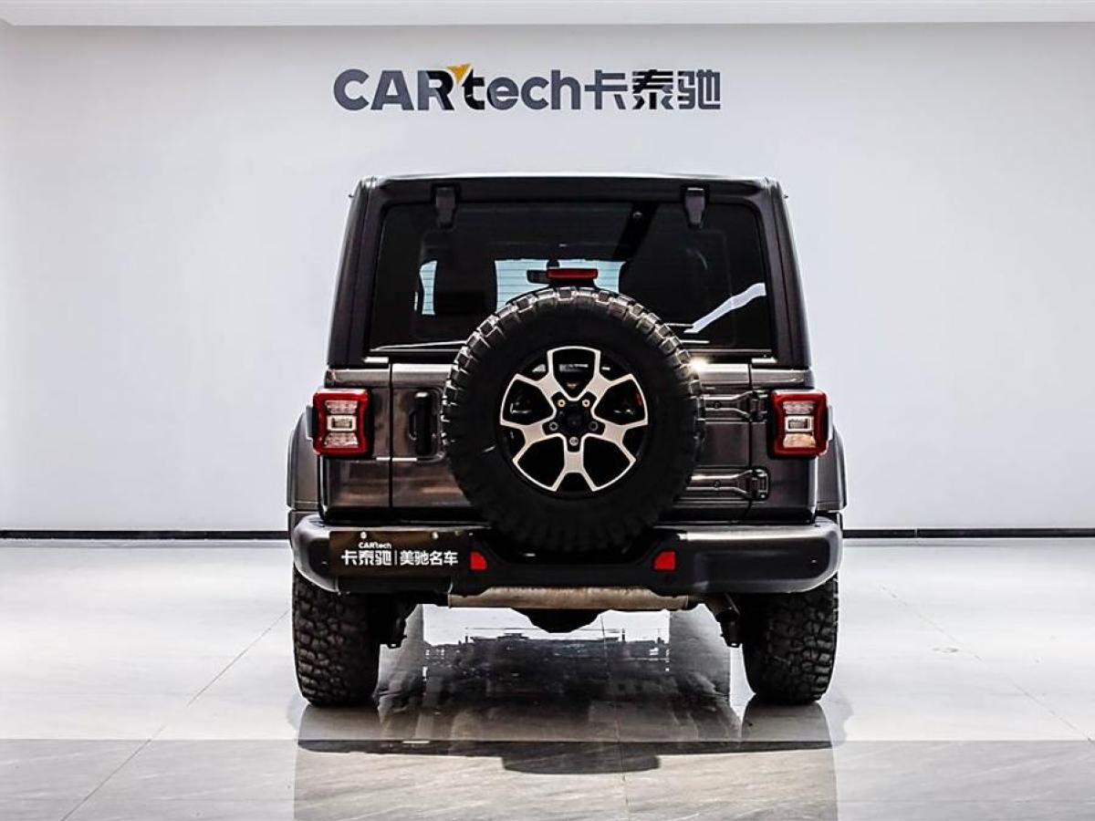 Jeep 牧馬人  2024款 2.0T 羅賓漢四門版圖片