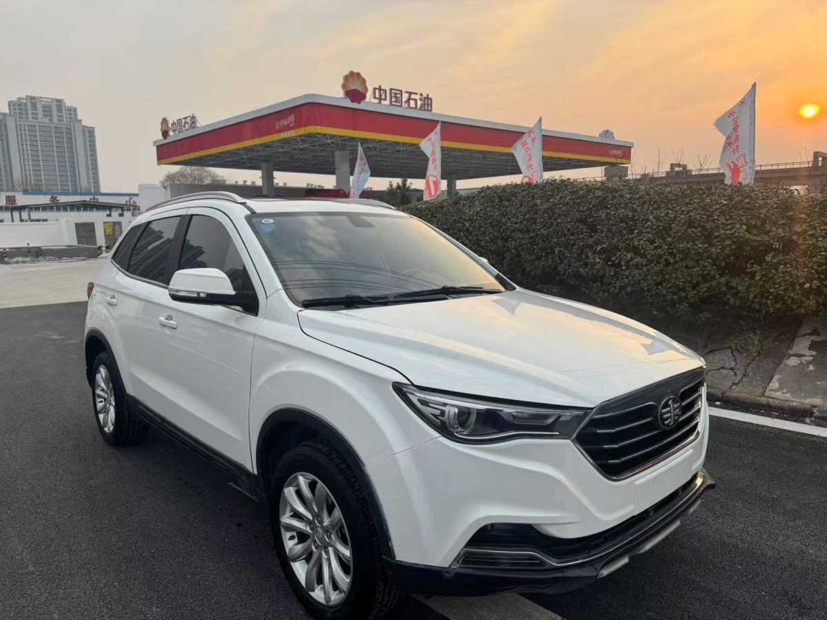 奔騰 X40  2019款 1.6L 手動豪華型圖片