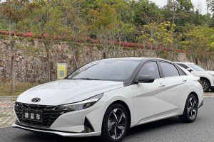 伊蘭特 現(xiàn)代 1.5L CVT LUX尊貴版