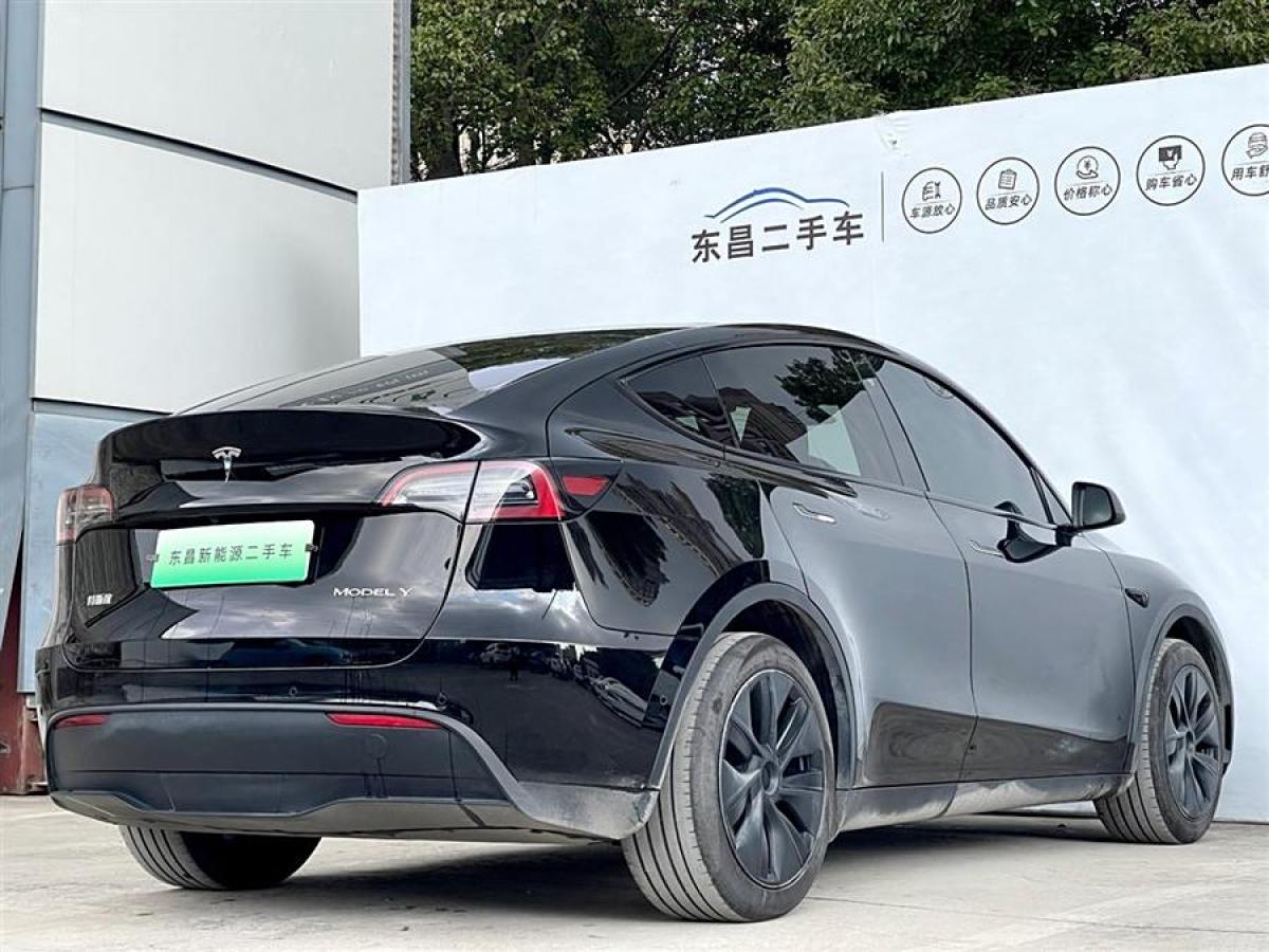 特斯拉 Model 3  2023款 煥新版 后輪驅(qū)動(dòng)圖片