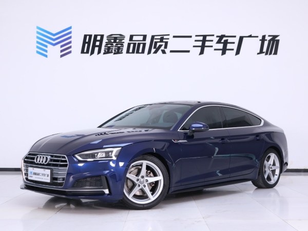 奥迪 奥迪A5  2019款 Sportback 40 TFSI 时尚型