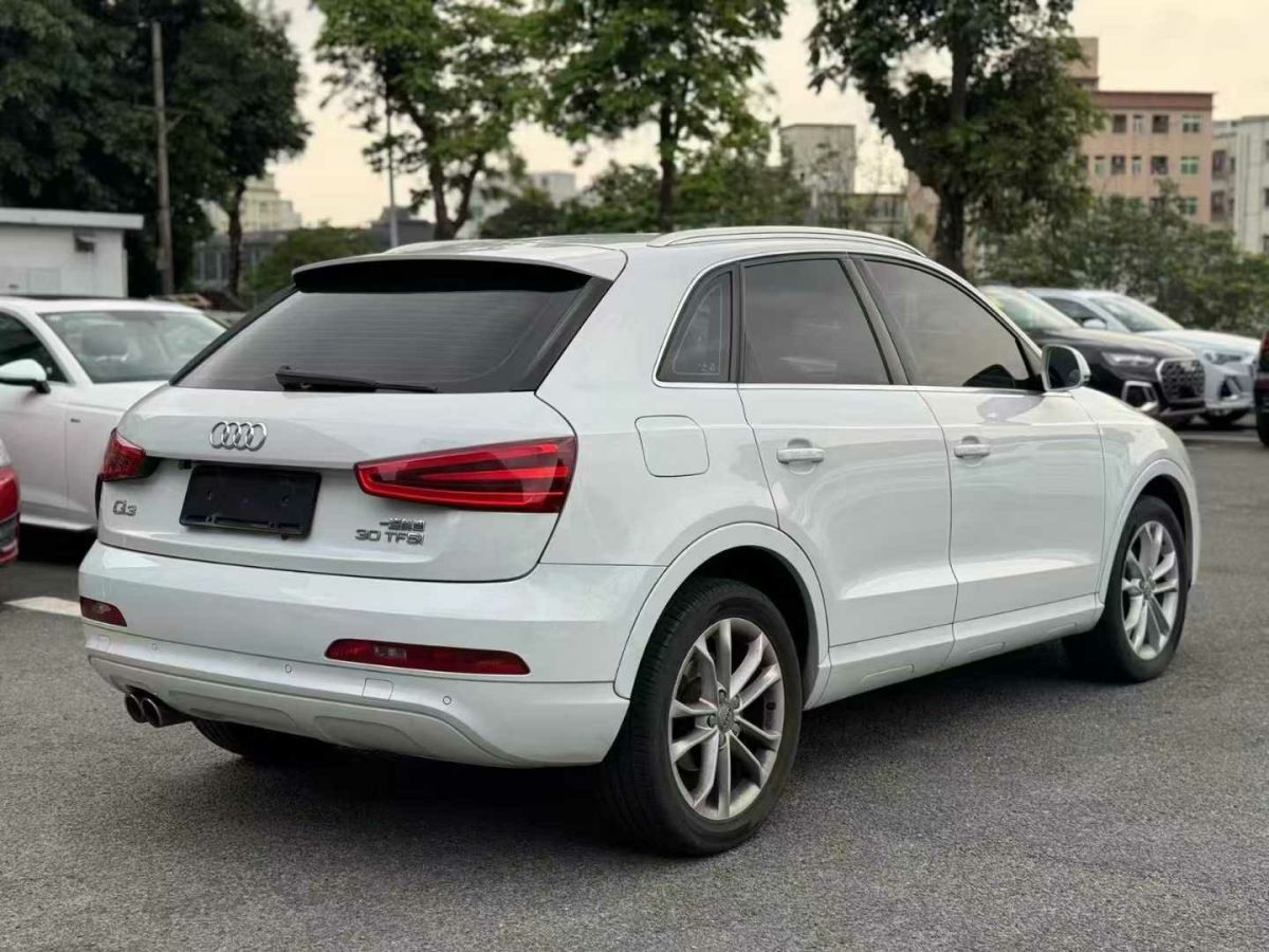 奧迪 奧迪Q3  2016款 30 TFSI 時(shí)尚型圖片