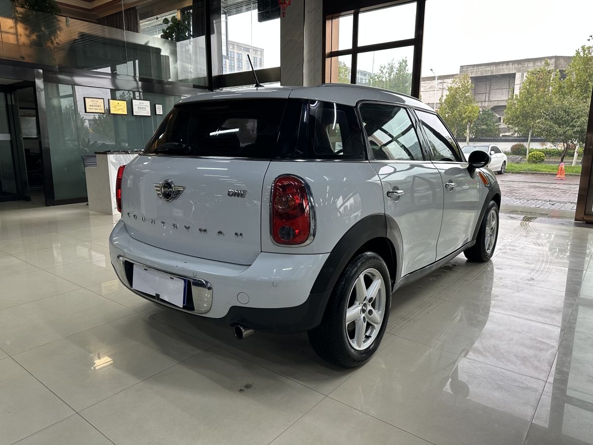 2015年1月MINI COUNTRYMAN  2014款 1.6L ONE