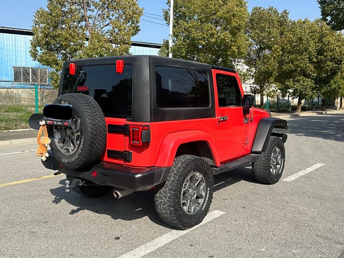 Jeep 牧馬人  2013款 3.6L Sahara 兩門版圖片