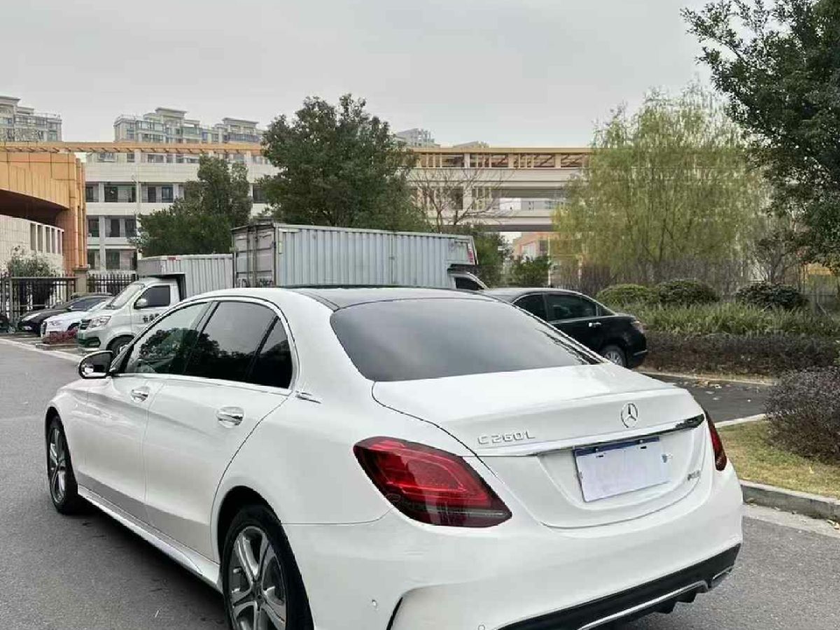 奔馳 奔馳C級(jí)  2020款 C 300 L圖片