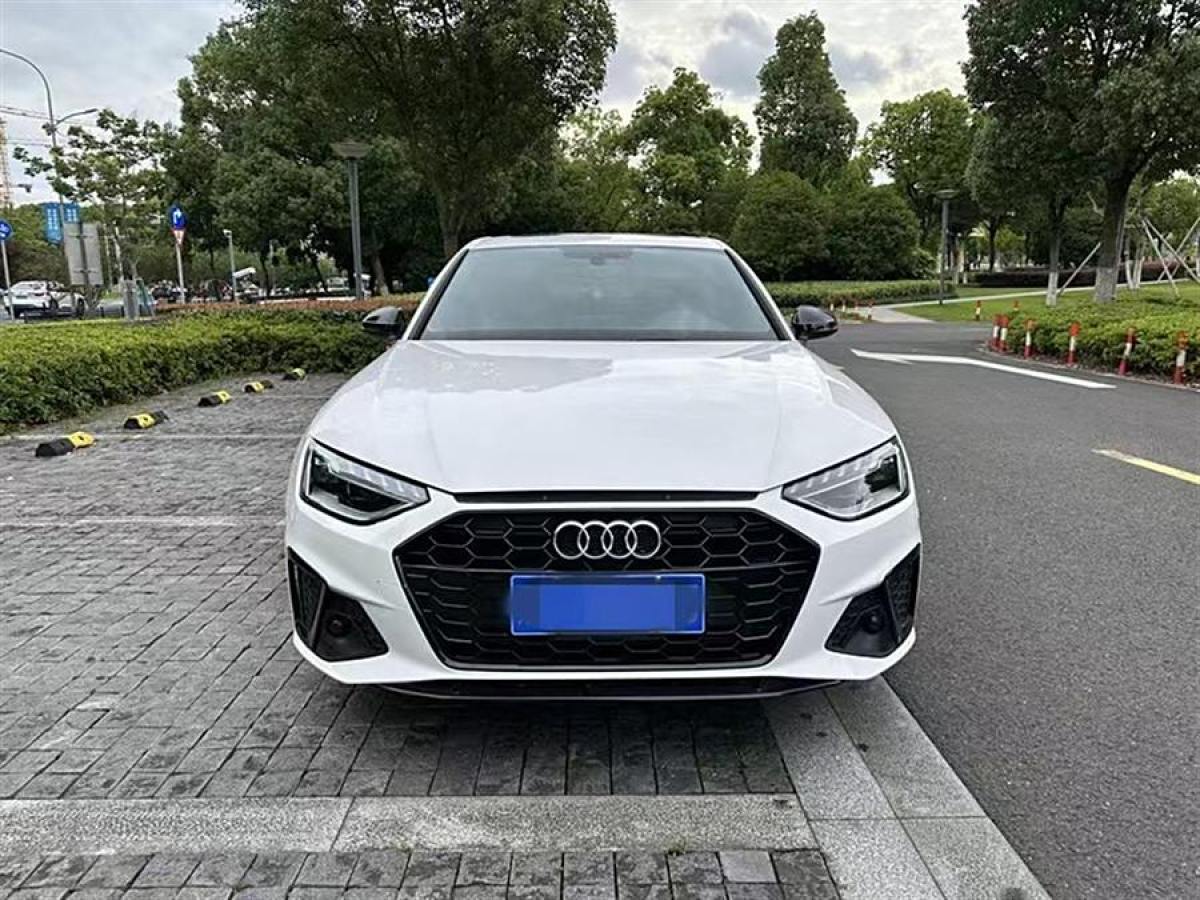 奧迪 奧迪A4L  2023款 40 TFSI 時(shí)尚動(dòng)感型圖片