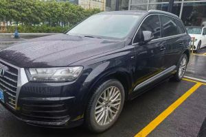 奧迪Q7 奧迪 45 TFSI S line運動型