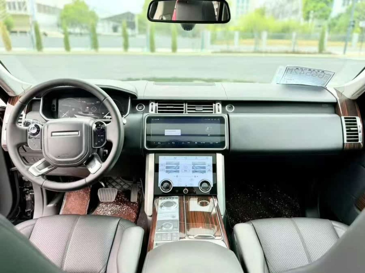 路虎 攬勝  2016款 3.0 V6 SC Vogue 加長版圖片