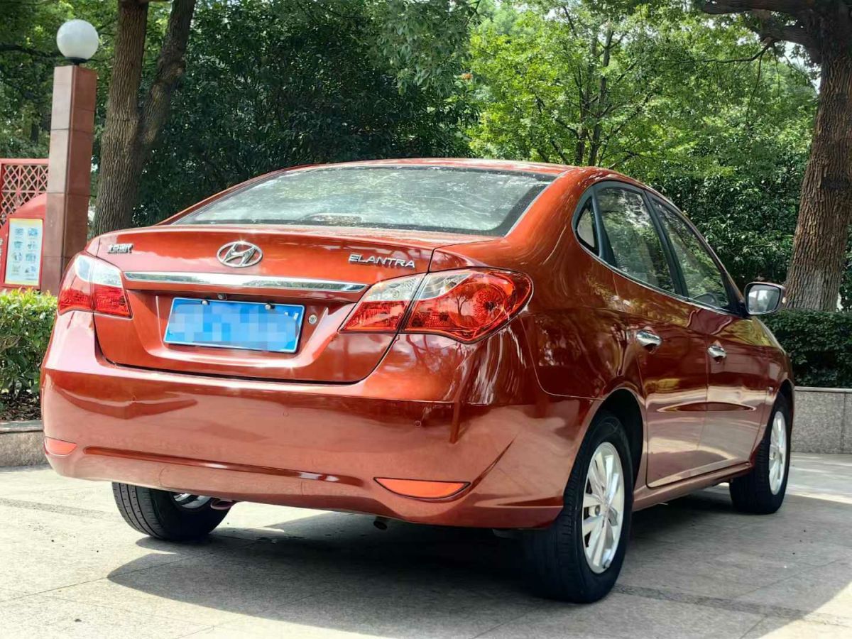 現(xiàn)代 悅動  2015款 1.6L 自動舒適型圖片