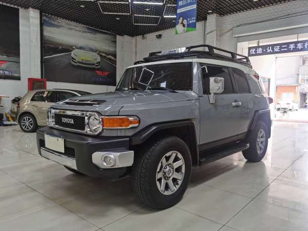 丰田 FJ 酷路泽  2013款 4.0L