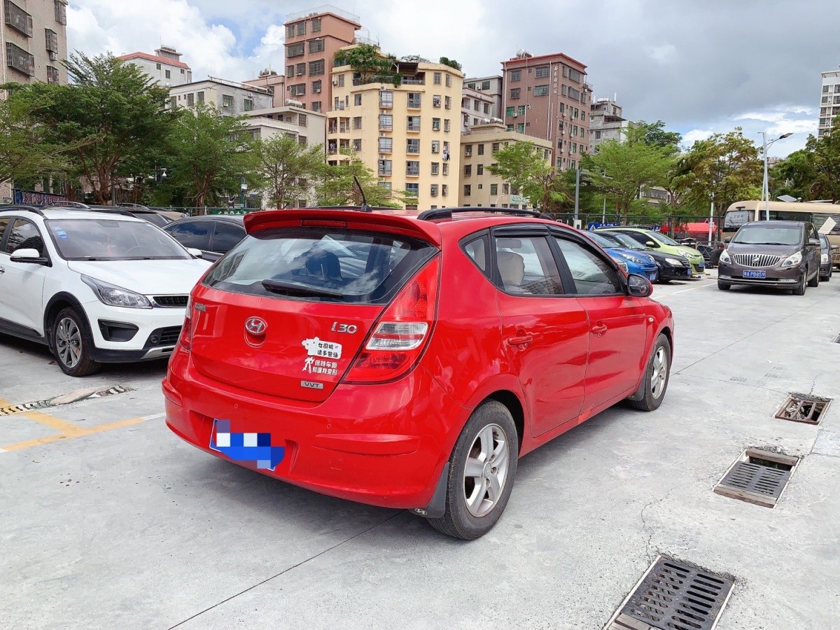 現(xiàn)代 i30  2009款 1.6L 自動(dòng)舒享型圖片