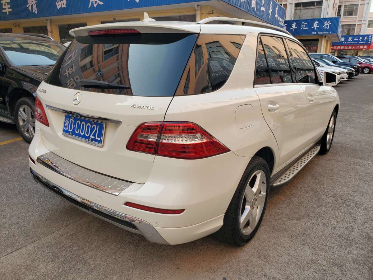 奔馳 奔馳M級(jí)  2012款 ML 350 豪華型圖片