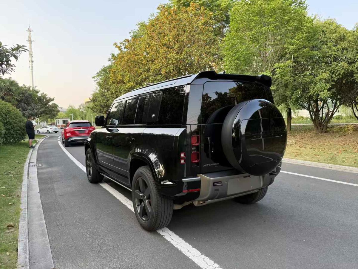 路虎 衛(wèi)士  2023款 110 V8圖片