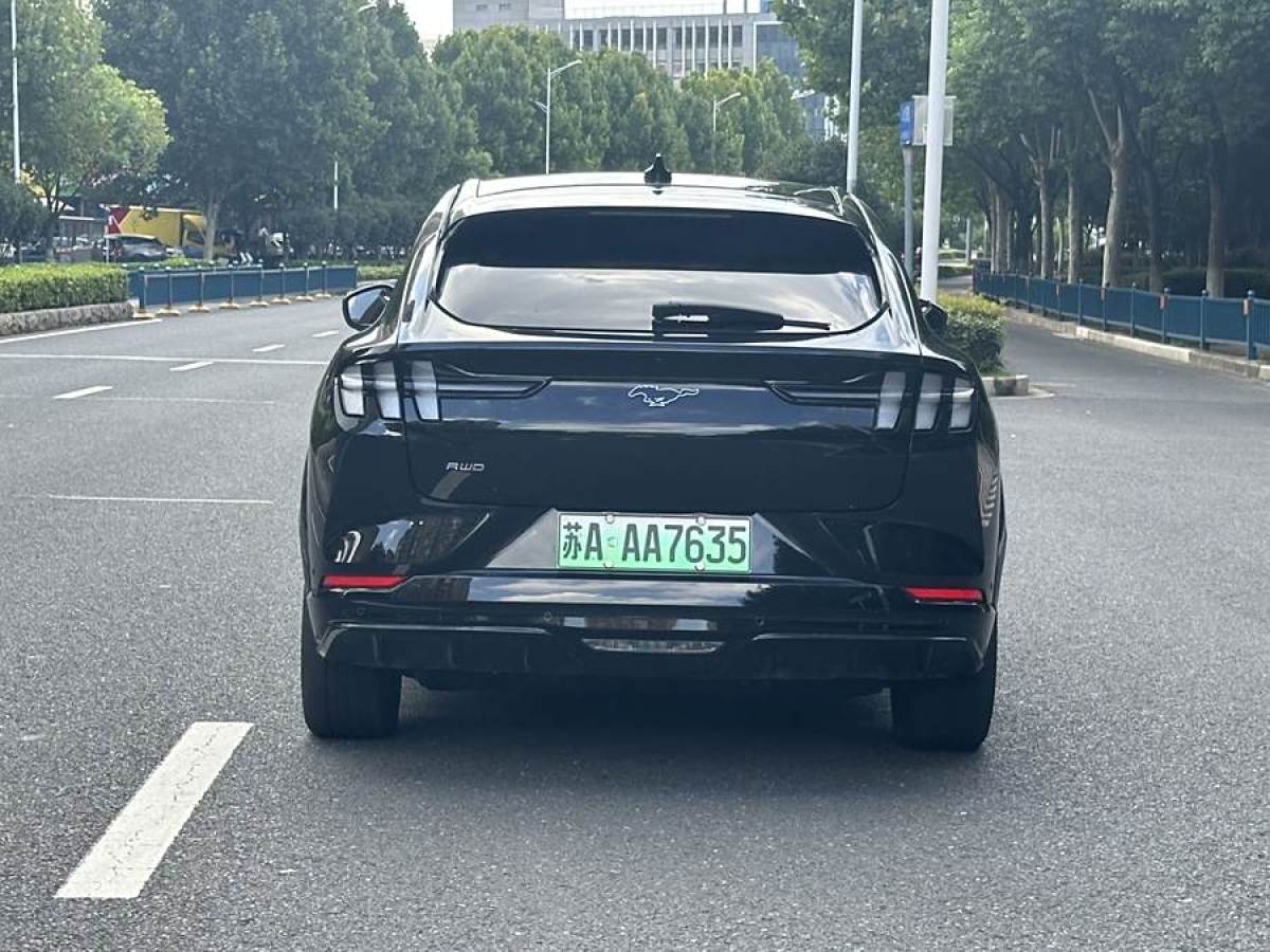 福特 Mustang Mach-E  2021款 長(zhǎng)續(xù)航全驅(qū)性能版圖片