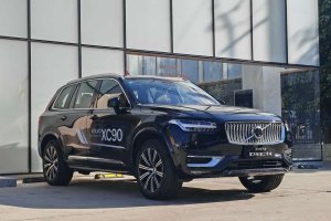 XC90 沃爾沃 B6 智雅豪華版 7座