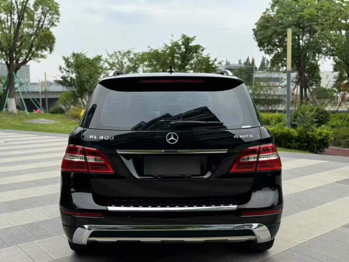 奔馳 奔馳M級(jí)  2014款 ML 320 4MATIC圖片