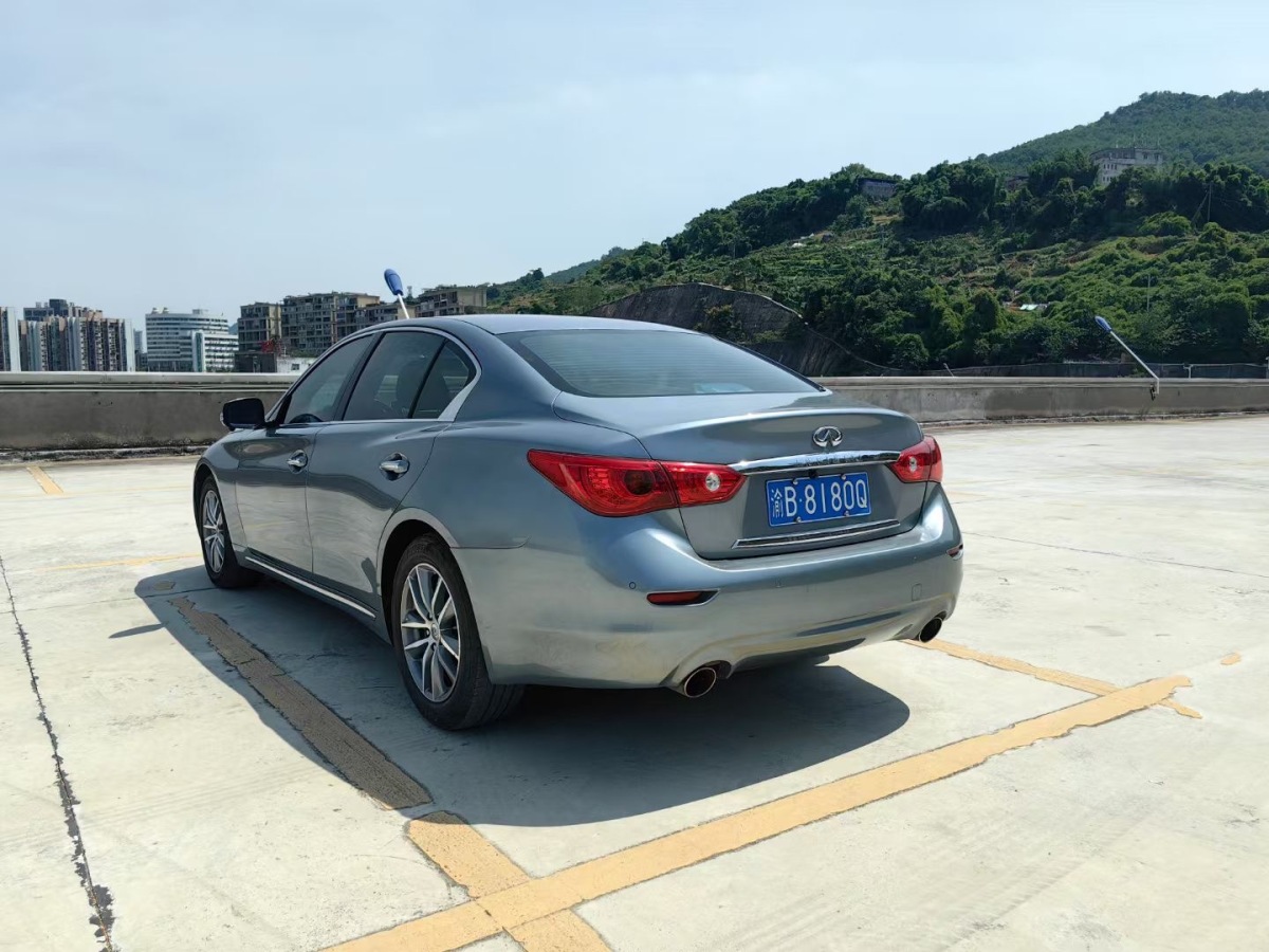 2017年1月英菲尼迪 Q50L  2016款 2.0T 舒適版