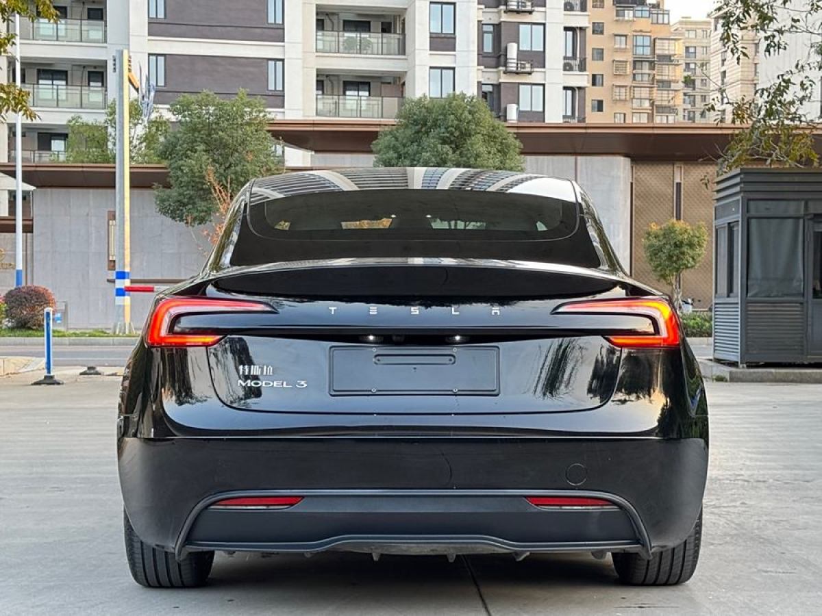 特斯拉 Model Y  2023款 后輪驅(qū)動版圖片