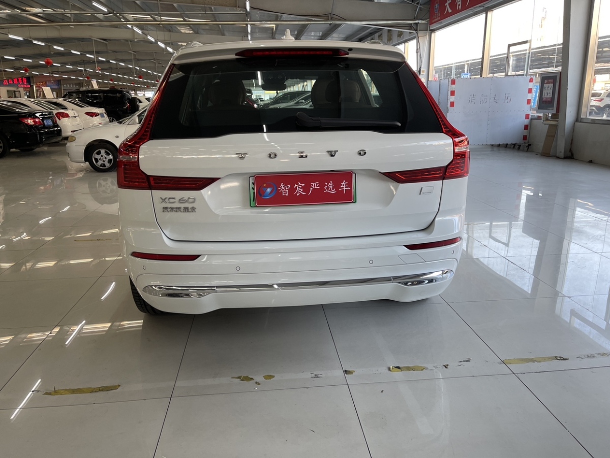 沃爾沃 XC60新能源  2023款 T8 插電混動 長續(xù)航四驅智遠豪華樂享版圖片