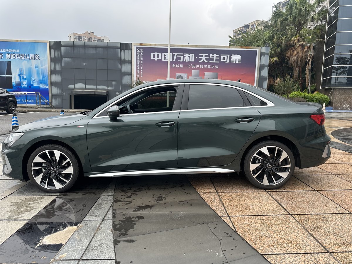 奧迪 奧迪A3  2022款 A3L Limousine 35 TFSI 時尚運動型圖片