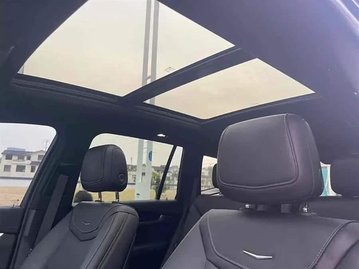凱迪拉克 XT6  2022款 2.0T 六座四驅(qū)風(fēng)尚型圖片
