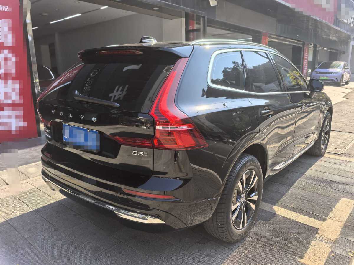 沃爾沃 XC60  2024款 B5 四驅(qū)智逸豪華版圖片