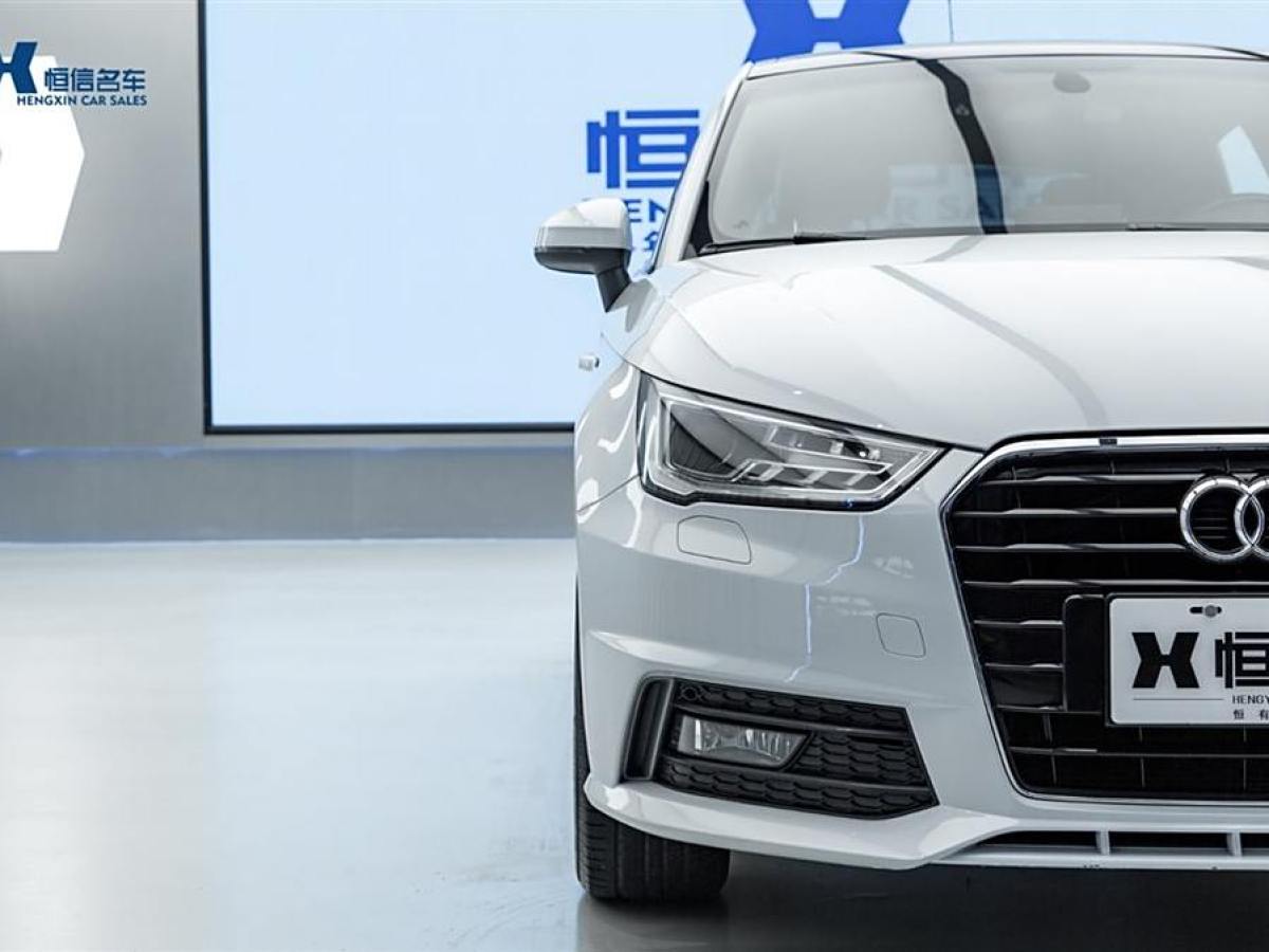 2016年12月奧迪 奧迪A1  2016款 30 TFSI Sportback S Line運(yùn)動版