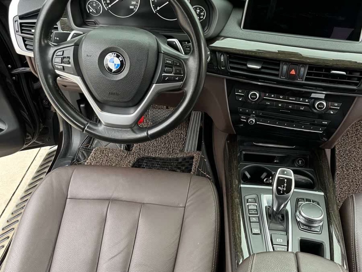 寶馬 寶馬X5  2017款 xDrive35i 領(lǐng)先型圖片