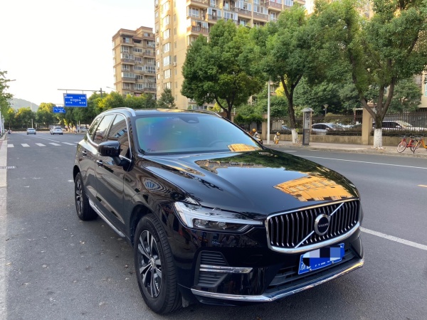 沃尔沃 XC60  2022款 B5 四驱智逸豪华版