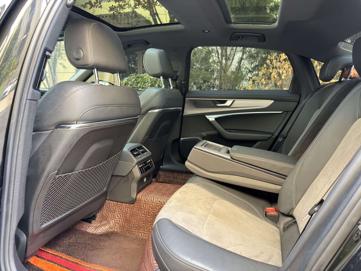 奧迪 奧迪A6L  2021款 45 TFSI 臻選動感型圖片