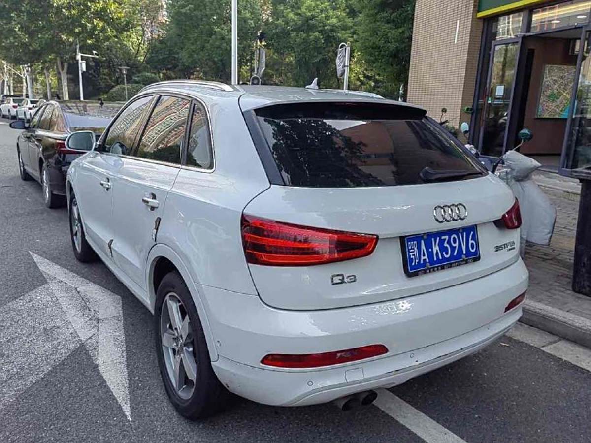 奧迪 奧迪Q3  2015款 35 TFSI quattro 豪華型圖片