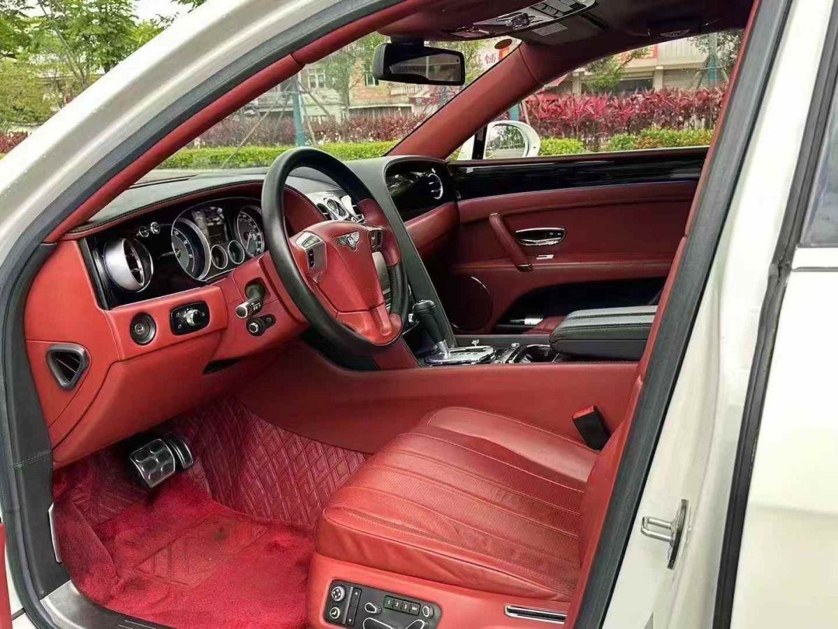 賓利 飛馳  2015款 4.0T V8 標(biāo)準(zhǔn)版圖片