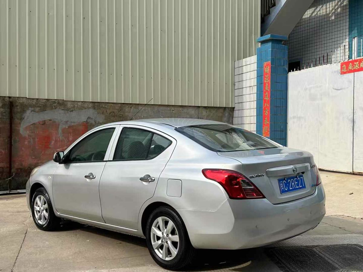 日產(chǎn) 陽(yáng)光  2014款 1.5XE CVT精英版圖片