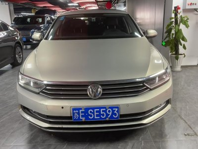 2018年3月 大眾 邁騰 330TSI DSG 領(lǐng)先型圖片