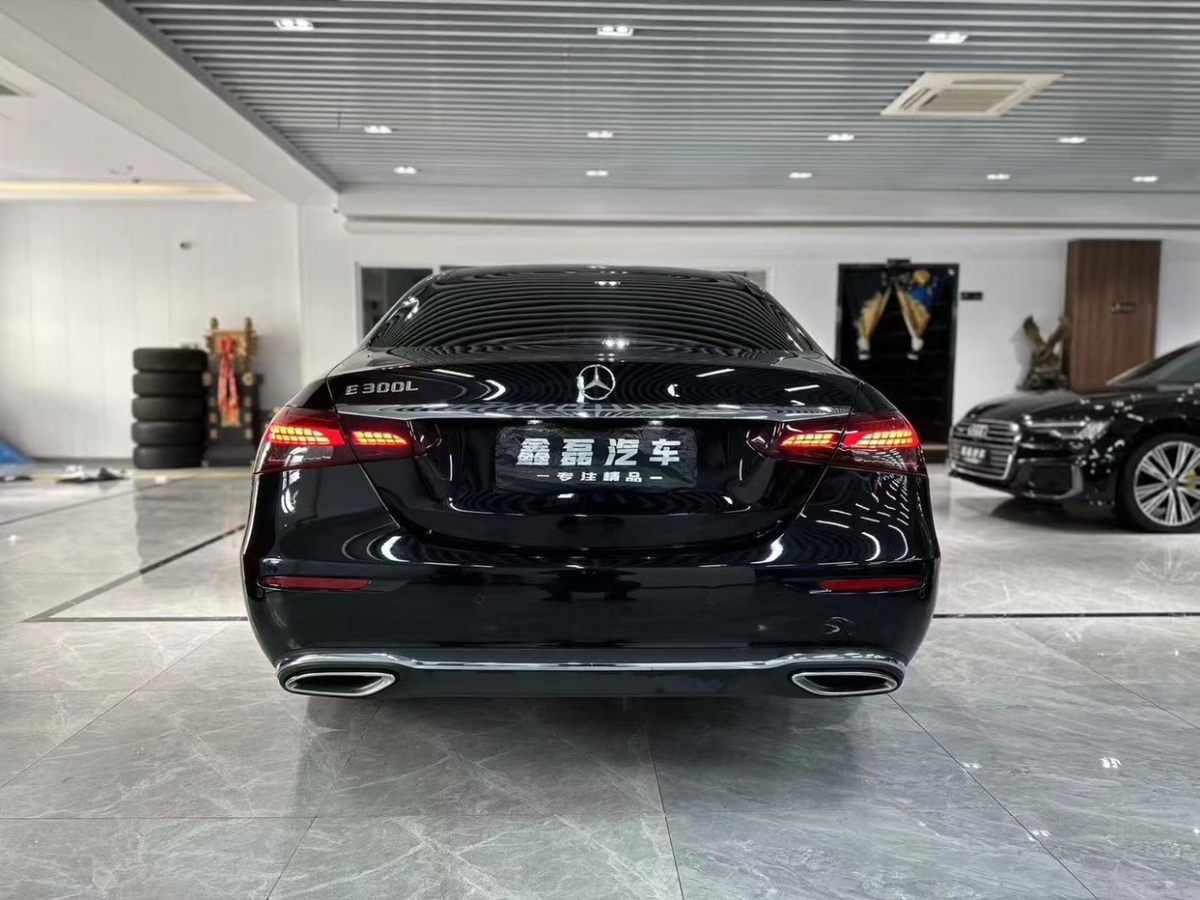 奔馳 奔馳E級  2021款 E 300 L 豪華型圖片