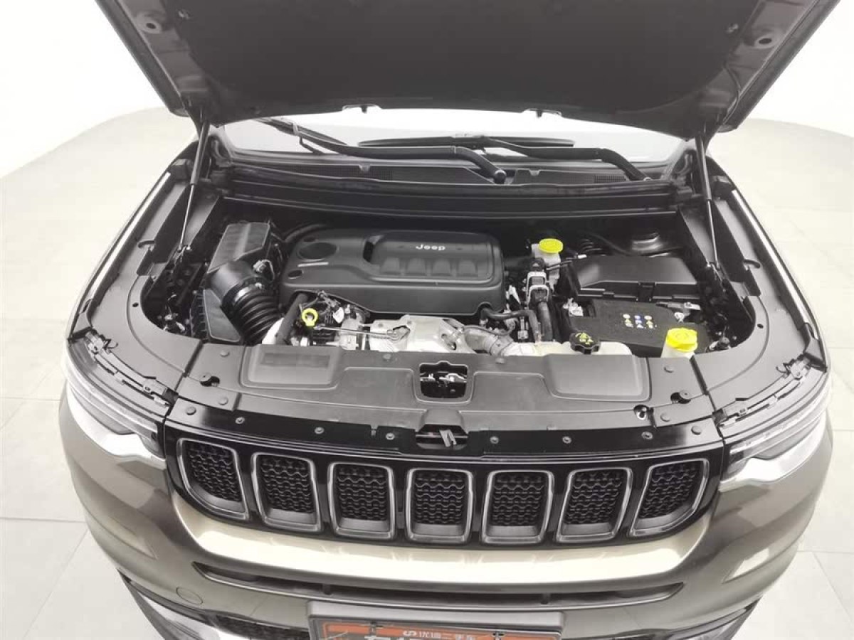 Jeep 大指揮官  2018款 2.0T 四驅(qū)悅享版 國VI圖片