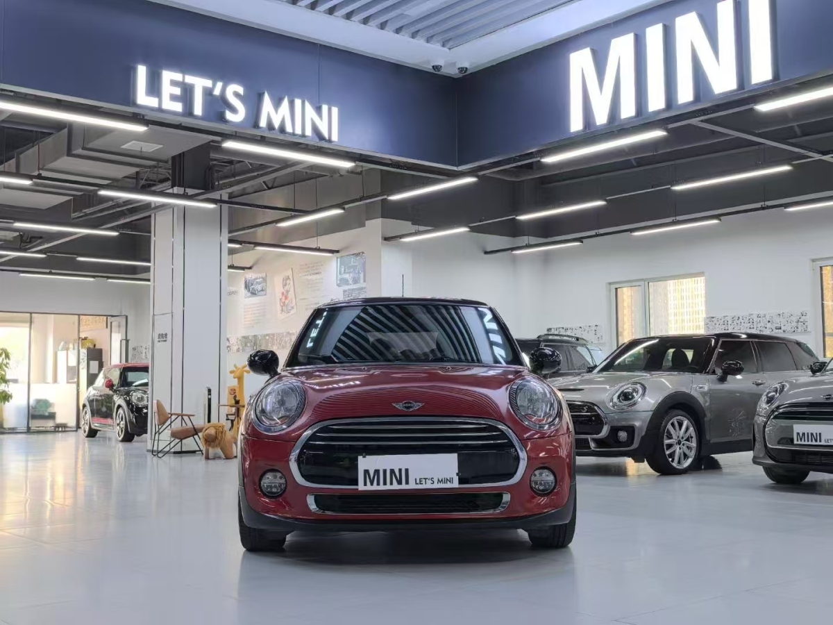 2016年2月MINI CLUBMAN  2016款 改款 1.5T COOPER