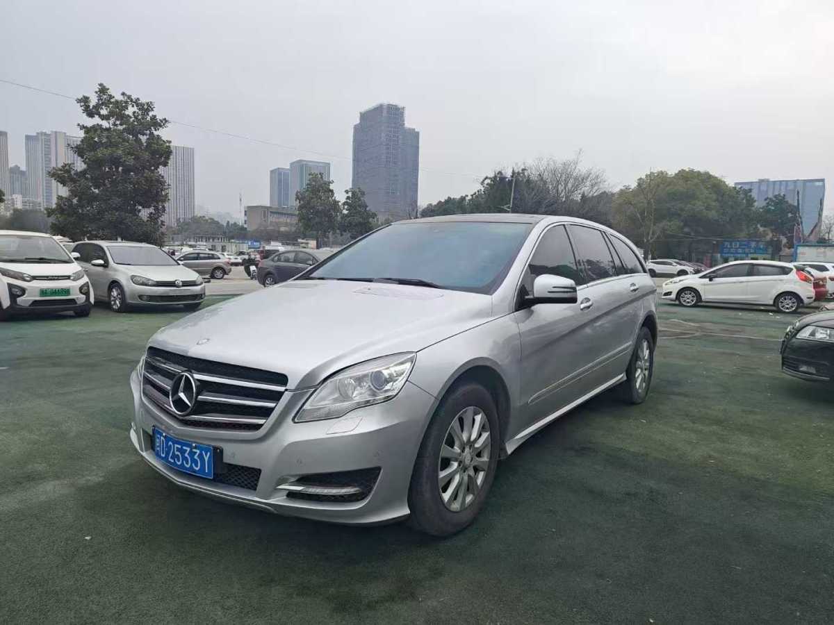 2011年9月奔馳 奔馳R級  2011款 R 350 L 4MATIC