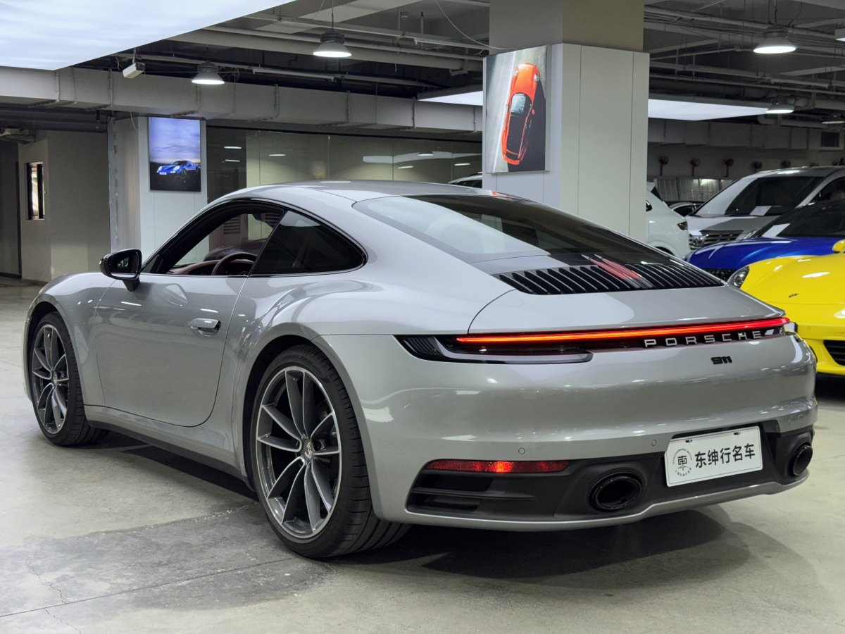 保時(shí)捷 911  2023款 Carrera 3.0T圖片